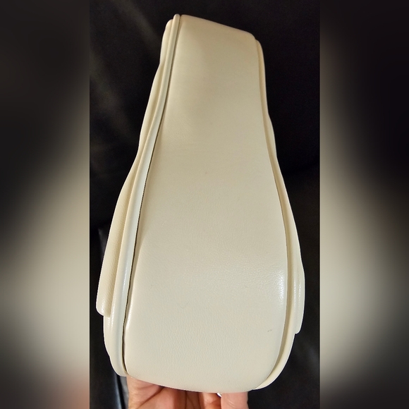 JW PEI White Gabbi Ruched Hobo Hangbag Bag NWOT - Picture 7 of 16